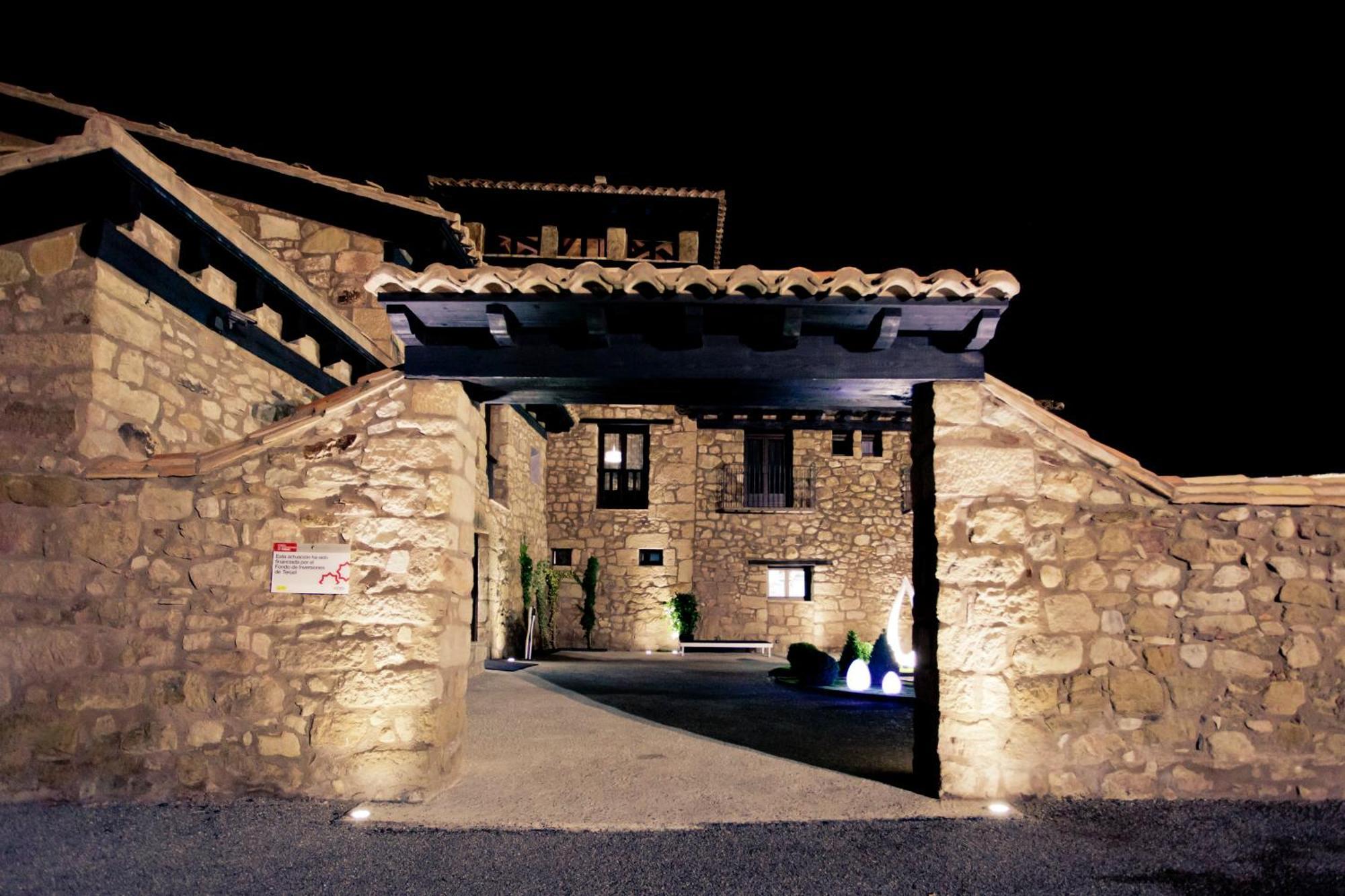 Hotel Restaurante Masia La Torre Mora de Rubielos Exterior foto