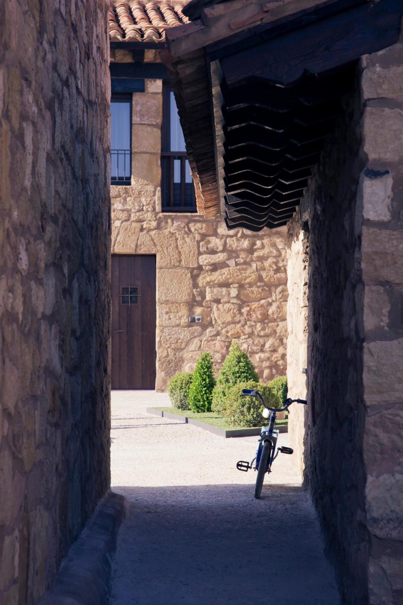 Hotel Restaurante Masia La Torre Mora de Rubielos Exterior foto